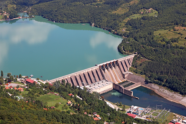 An image of a hydro electric dam.